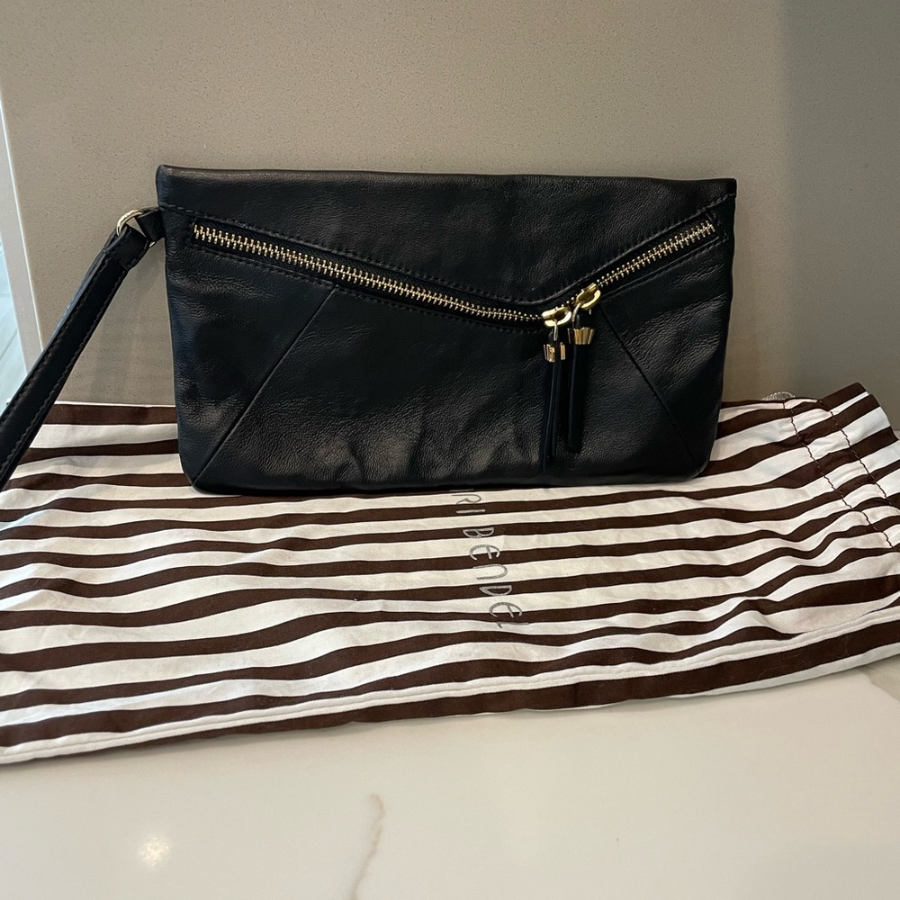 Black & Gold Henri Bendel Wristlet.